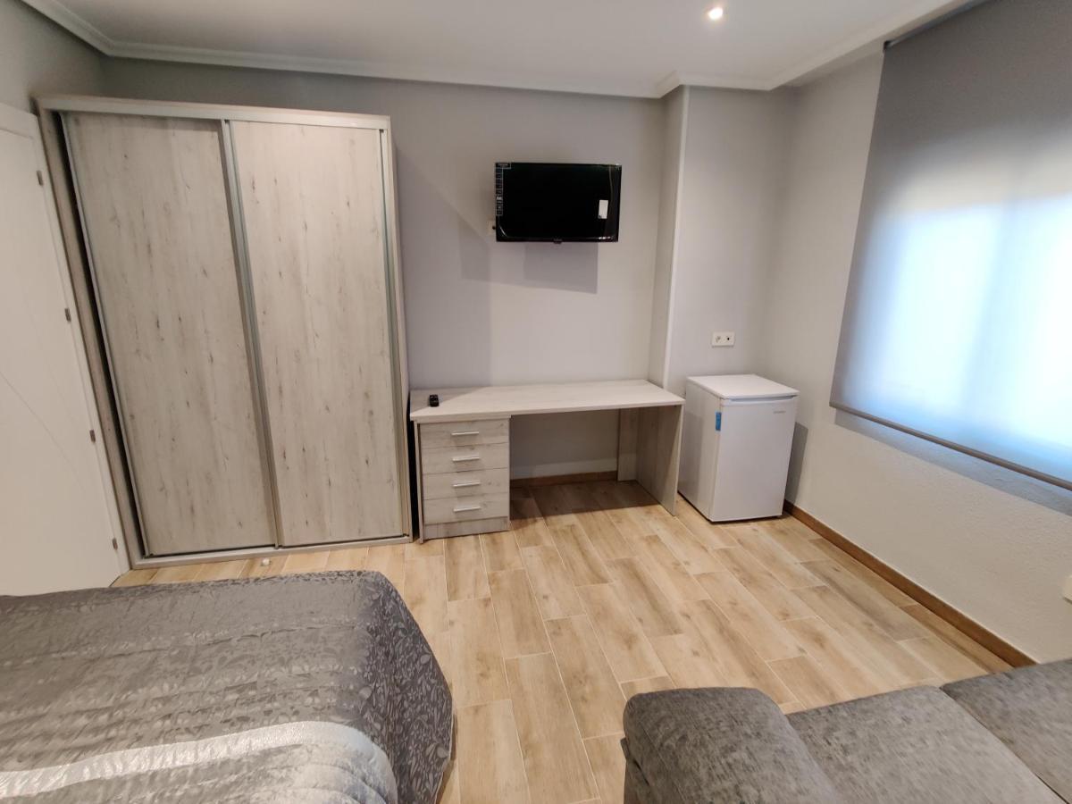 Duerme A Gusto - Tu Habitacion Acogedora En Torredonjimeno Kültér fotó