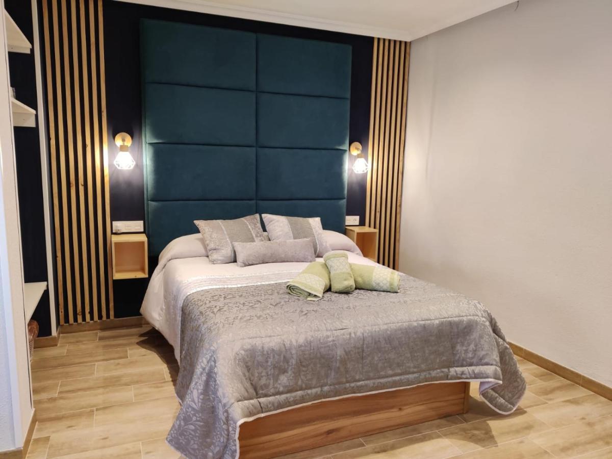 Duerme A Gusto - Tu Habitacion Acogedora En Torredonjimeno Kültér fotó